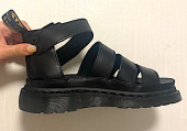 닥터마틴(DR.MARTENS) 클라리사 II 블랙 무광 샌들 24477001 후기