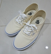 반스(VANS) 어센틱 - (팝 로고) 블랙:클래식 화이트 / VN0A348A2O81 후기