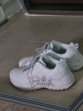 휠라(FILA) 휠라스플라인 스크립트 (1RM01139125) 후기