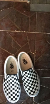 반스(VANS) 클래식 슬립온 - (체커보드) 블랙:화이트 / VN000EYEBWW1 후기