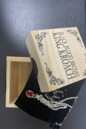 킹크로치(KING KROACH) CROWN CHARM PENDANT 후기