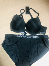 코데즈컴바인 이너웨어(CODES COMBINE INNERWEAR) 퓨징 블랙 2X 풀컵 브라 팬티 세트 후기