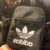 아디다스(ADIDAS) 페스티벌 트레포일 백 - 블랙 / EI7411 후기