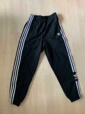 아디다스(ADIDAS) 락업 트랙팬츠 - 블랙 / ED7542 후기
