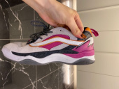 반스(VANS) 브룩스 WC (쉬레드 웨이브) - 트루화이트:블랙 / VN0A4BH4V8H1 후기