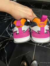 반스(VANS) 브룩스 WC (쉬레드 웨이브) - 트루화이트:블랙 / VN0A4BH4V8H1 후기