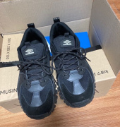 엄브로(UMBRO) BUMPY (범피) (U9323CCR72) 블랙 후기