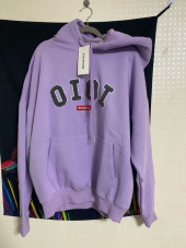 5252 바이 오아이오아이(5252BYOIOI) 2019 SIGNATURE HOODIE_purple 후기