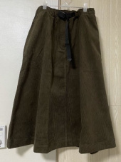 비슬로우(BESLOW) 19FW CORDUROY POCKET SKIRT CAMEL 후기