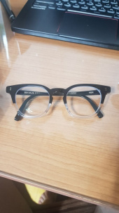 세미콜론 아이웨어(SEMICOLON EYEWEAR) Hash 크림 아세테이트 Glasses 후기