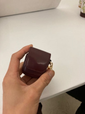 페넥(FENNEC) LEATHER AIRPODS CASE - MANDARIN 후기