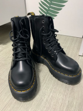 닥터마틴(DR.MARTENS) 제이든 블랙 폴리시드 스무스 15265001 후기