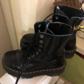 닥터마틴(DR.MARTENS) 제이든 블랙 폴리시드 스무스 15265001 후기