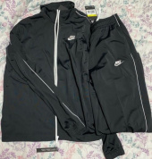 나이키(NIKE) NSW 클래식 에센셜 폴리니트 베이직 트랙수트 세트 (BV3034-010) 후기