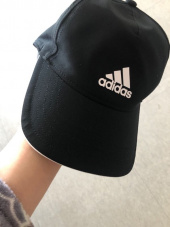 아디다스(ADIDAS) 4AT 에어로레디 베이스볼캡 - 블랙:화이트 / FK0877 후기