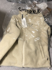 커버낫(COVERNAT) REVERSIBLE FLEECE ZIP-UP JACKET OFFWHITE 후기