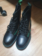 닥터마틴(DR.MARTENS) 1460 8홀 그린 스티치 블랙 스무스 후기