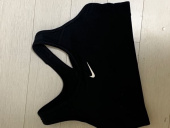 나이키(NIKE) 스우시 스포츠브라 BV3637-010 후기