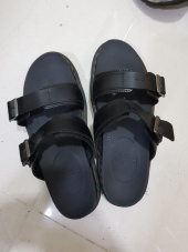 닥터마틴(DR.MARTENS) 마일즈 블랙 슬리퍼 23523001 후기