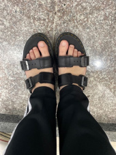 닥터마틴(DR.MARTENS) 마일즈 블랙 슬리퍼 23523001 후기