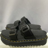 닥터마틴(DR.MARTENS) 마일즈 블랙 슬리퍼 23523001 후기