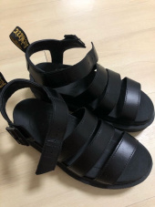 닥터마틴(DR.MARTENS) 블레어 블랙 브란도 샌들 24191001 후기