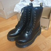 닥터마틴(DR.MARTENS) 제이든 10홀 블랙 25565001 후기