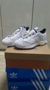 아디다스(ADIDAS) SL 7600 - 화이트:레드:블루 / FW6375 후기
