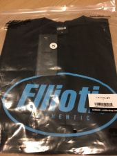 엘리오티(ELLIOTI) C 로고 티셔츠_블랙 후기