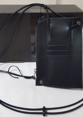 노이어(NOIRER) 스트링 지퍼 미니백 (BLACK) 후기