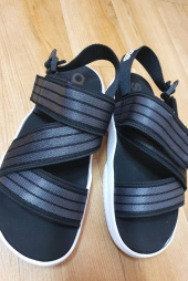 아디다스(ADIDAS) 90S 샌들 - 블랙:화이트 / EG7647 후기