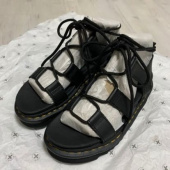 닥터마틴(DR.MARTENS) 나틸라 후기