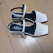 세스띠(CESTI) 스퀘어토 스트랩 샌들 (WHITE) 후기