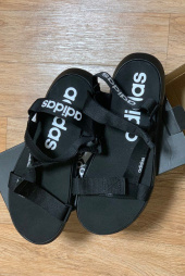 아디다스(ADIDAS) 컴포트 샌들 - 블랙 / EG6514 후기