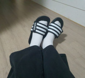 아디다스(ADIDAS) 아딜렛 컴포트 ADJ - 레드:화이트 / EG1348 후기
