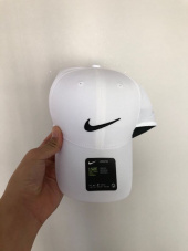 나이키(NIKE) 레거시91 테크 스우시캡 화이트 / 892651-100 후기