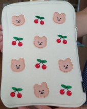 어프어프(EARPEARP) Dot cherry bear-ivory-ipad pouch(아이패드 파우치) 후기