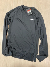 나이키(NIKE) 프로 타이트 긴팔티 BV5589-010 후기
