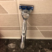 질레트(GILLETTE) 스킨텍 매뉴얼 7+1 기획팩 (면도기+면도날 7up) 후기