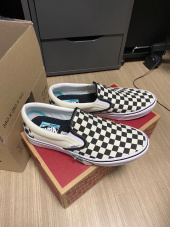 반스(VANS) 컴피쿠시 슬립 온 - (클래식) 체커보드:트루 화이트 / VN0A3WMDVO41 후기