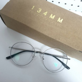 일삼사엠엠(134MM) 블루라이트 차단렌즈 本 실버 S000785 후기
