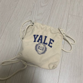 예일(YALE) YALE EMBLEM POUCH NAVY 후기