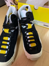 오니츠카타이거(ONITSUKA TIGER) 청키 러너 MT 211937003_020 후기