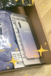 5252 바이 오아이오아이(5252BYOIOI) 5252 LETTERING PHONE CASE_black 후기