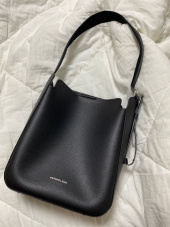 빈폴 액세서리(BEANPOLE ACCESSORY) 데일리 숄더백 라지 Black (BE08D3W015) 후기