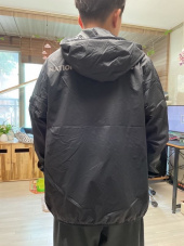 내셔널지오그래픽(NATIONALGEOGRAPHIC) N203MJP810 아셀라 어반 바람막이 점퍼 CARBON BLACK 후기