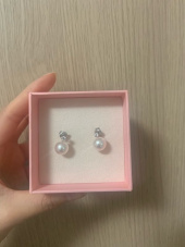 제이에스티나(JESTINA) 레이디펄 귀걸이 (JJLJEI0BN953SR000) 후기