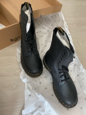 닥터마틴(DR.MARTENS) 1490 10홀 블랙 버지니아 / 22524001 후기
