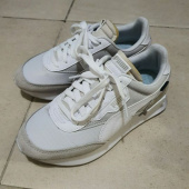 푸마(PUMA) 퓨처 라이더 플레이 온 - 화이트:화이트 / 37114926 후기