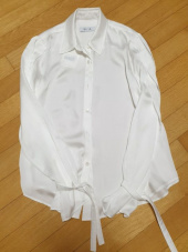 피에이(P/A) 20FW PLEATS SLEEVE BLOUSE/BEIGE 후기